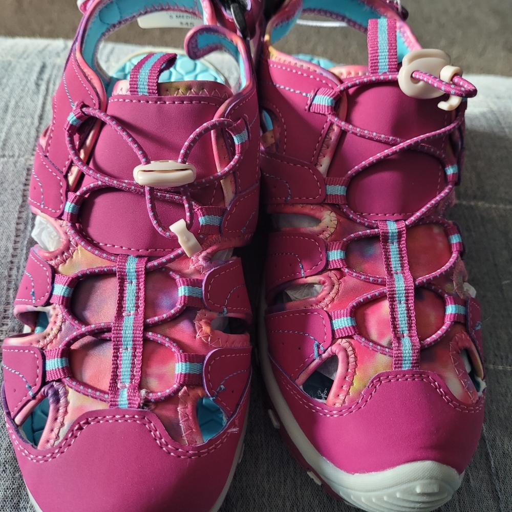Girl size 5 Thereabouts shoe sandals pink